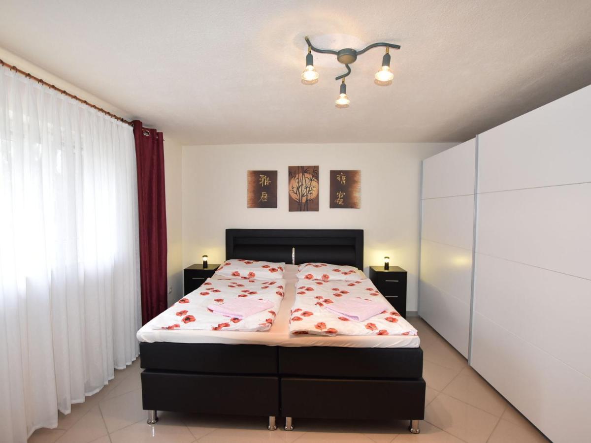 Modern Apartment In Kroepelin With Garden Rom bilde