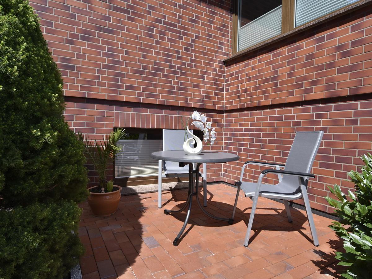 Modern Apartment In Kroepelin With Garden Eksteriør bilde
